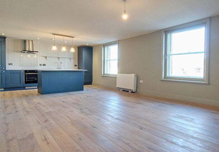 2 Bedroom Flat To Rent In Narrow Racket, Beverley, HU17