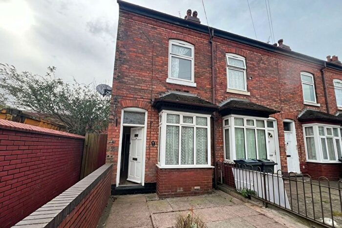 2 Bedroom End Terrace House To Rent In Stretton Grove, Sydenham Road, Sparkbrook, Birmingham, B11