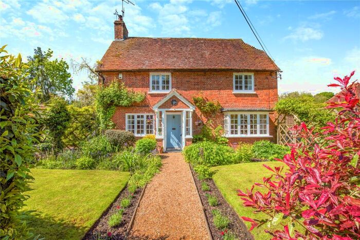 3 Bedroom Detached House For Sale In Pankridge Street, Crondall, Farnham, Surrey, GU10