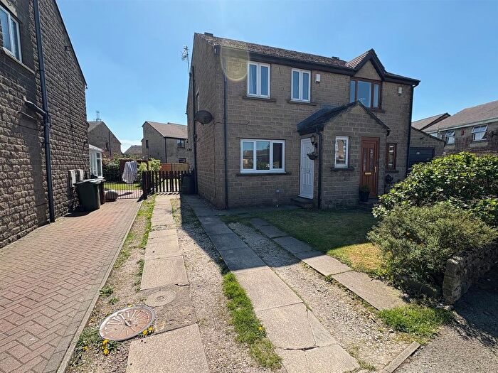 3 Bedroom Semi-Detached House For Sale In Grouse Moor Lane, Queensbury, Bradford, BD13