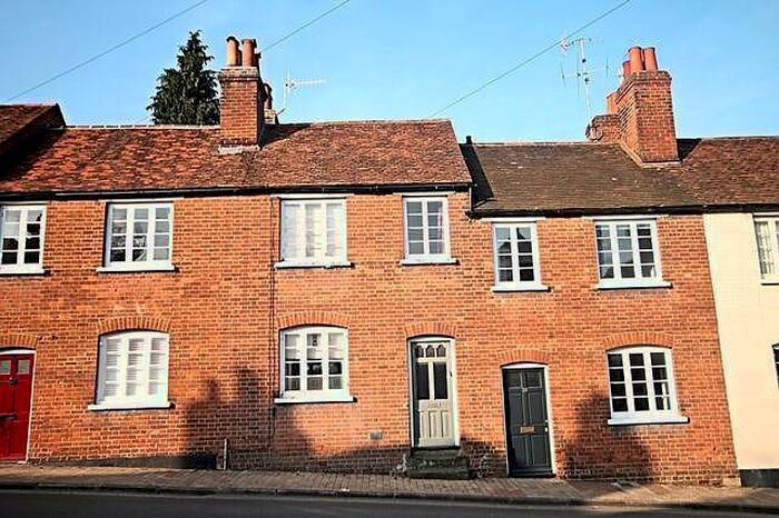2 Bedroom Cottage To Rent In Gravel Hill, Henley-on-Thames, RG9