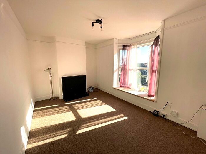 1 Bedroom Flat To Rent In High Street, Ryde, PO33