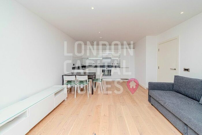 2 Bedroom Flat To Rent In Capitol Way, London, NW9