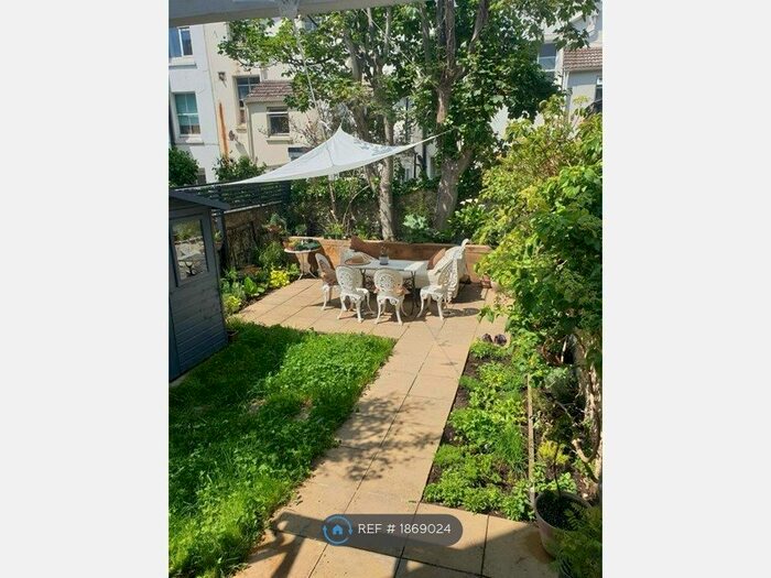 2 Bedroom Flat To Rent In Lansdowne Place, Hove, BN3