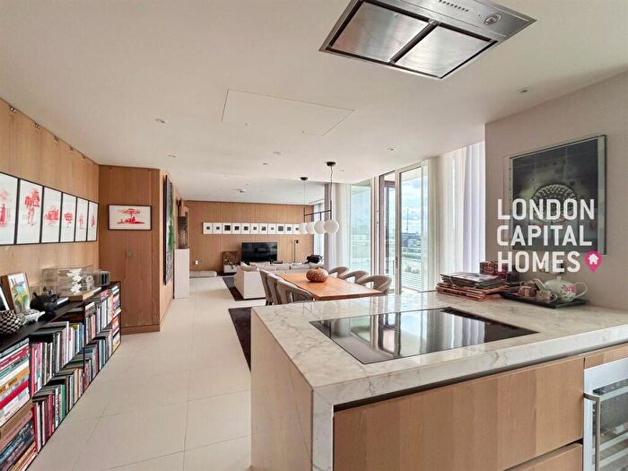 2 Bedroom Apartment To Rent In Sugar Quay, Water Lane, London, EC3R