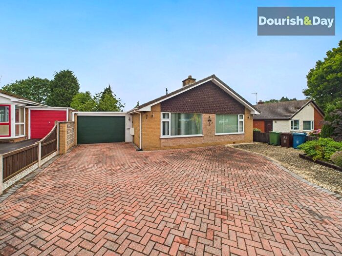 3 Bedroom Detached Bungalow For Sale In Cedar Way, Stafford, ST17