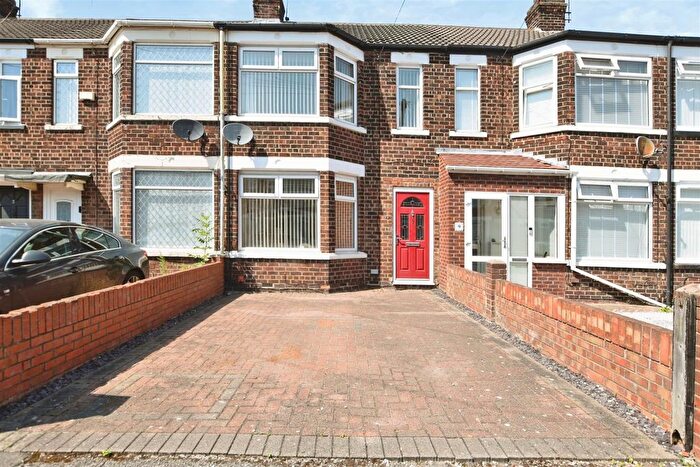 3 Bedroom Terraced House For Sale In Roslyn Road, Hull, HU3