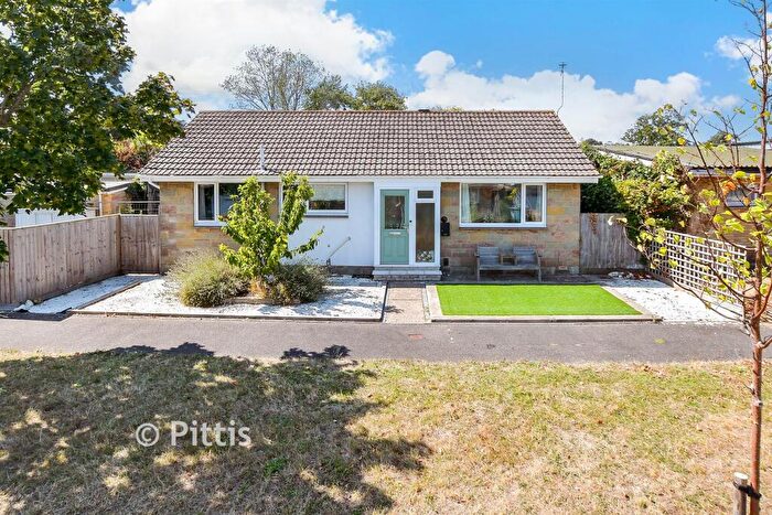 4 Bedroom Detached Bungalow For Sale In Lincoln Way, Bembridge, Isle Of Wight, PO35