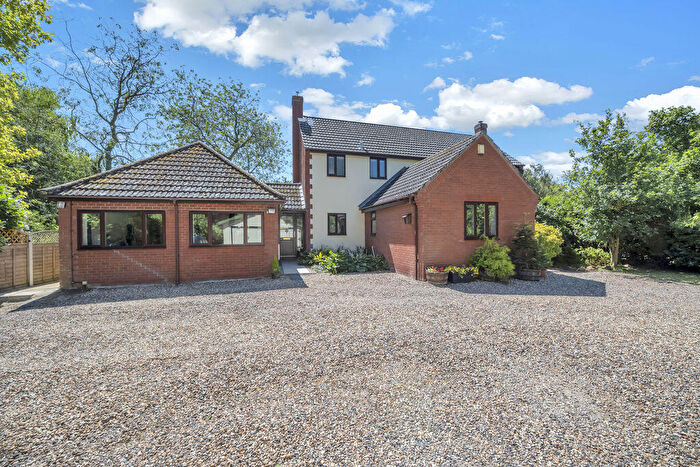 4 Bedroom House For Sale In The Street, Hinderclay, IP22
