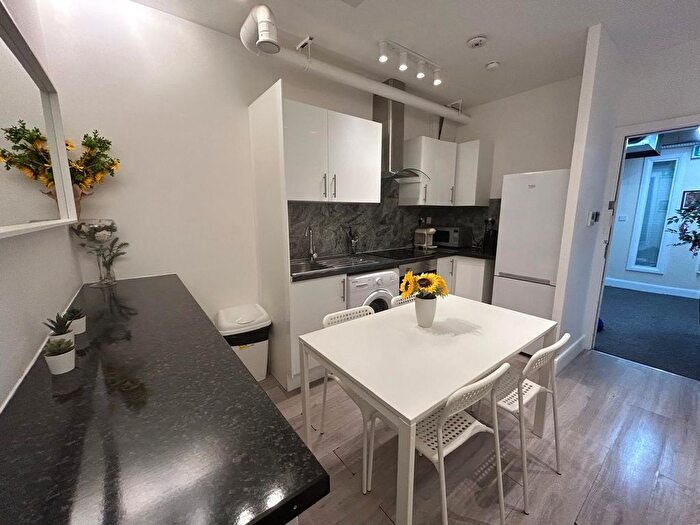 1 Bedroom Flat To Rent In , Harrow Road, London, W9
