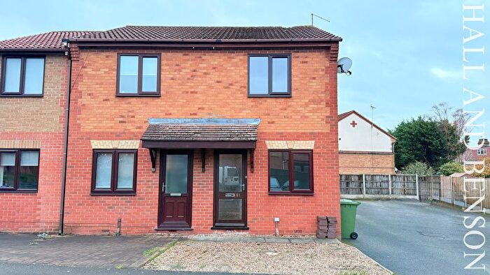 2 Bedroom Semi Detached House To Rent In Ashton Close, Swanwick, Alfreton, DE55