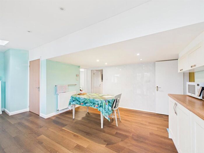 4 Bedroom Detached House For Sale In Fen Road, Stickford, Boston, PE22