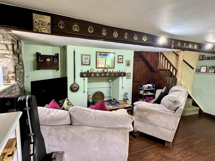 2 Bedroom Semi-Detached House For Sale In Ffaldybrenin, Ffarmers, Llanwrda, SA19