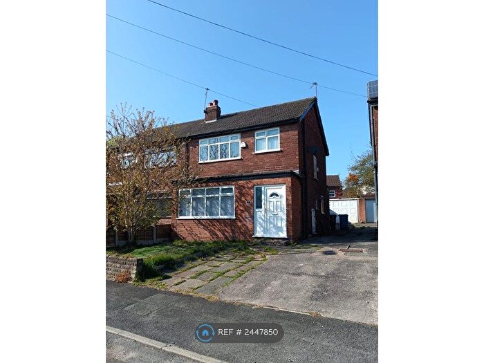 3 Bedroom Semi-Detached House To Rent In Norfolk Crescent, Failsworth, Manchester, M35