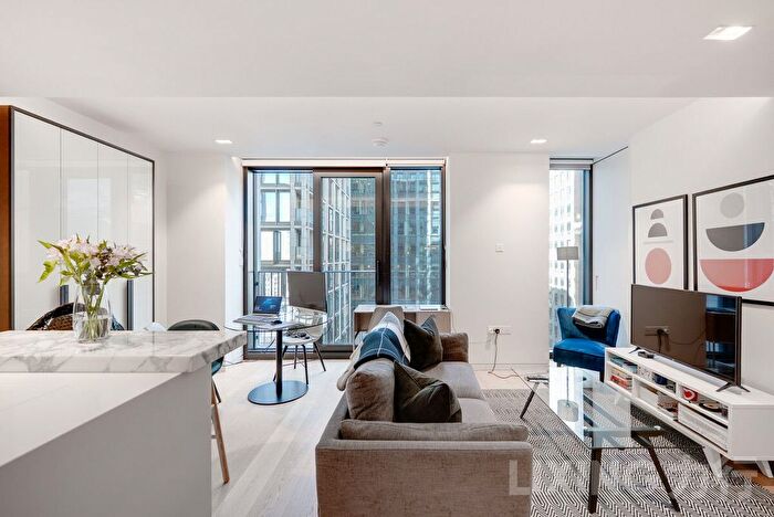 1 Bedroom Flat To Rent In Casson Square, Waterloo, SE1