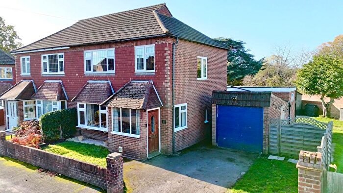 3 Bedroom Semi-Detached House For Sale In Elsley Close, Frimley Green, GU16