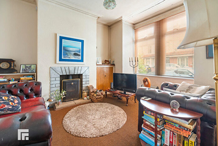 2 Bedroom Terraced House For Sale In Hazelhurst Road, Llandaff North, Cardiff, CF14