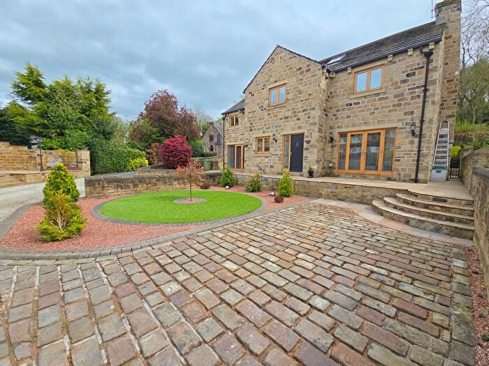 4 Bedroom Detached House For Sale In Barnsley Road, Newmillerdam, Wakefield, WF2