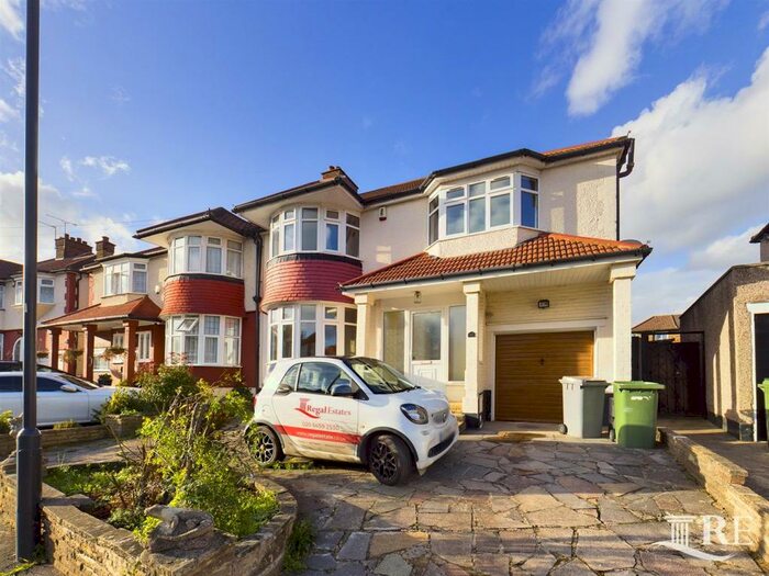 4 Bedroom Semi-Detached House To Rent In Sonia Gardens, London, NW10