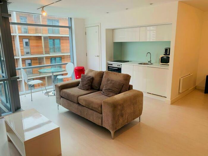 Apartment To Rent In Manor Mills, Ingram Street, LS11