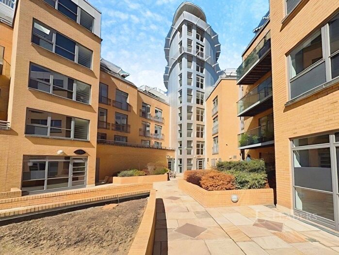 3 Bedroom Flat To Rent In Homerton Street, Cambridge, Cambridgeshire, CB2