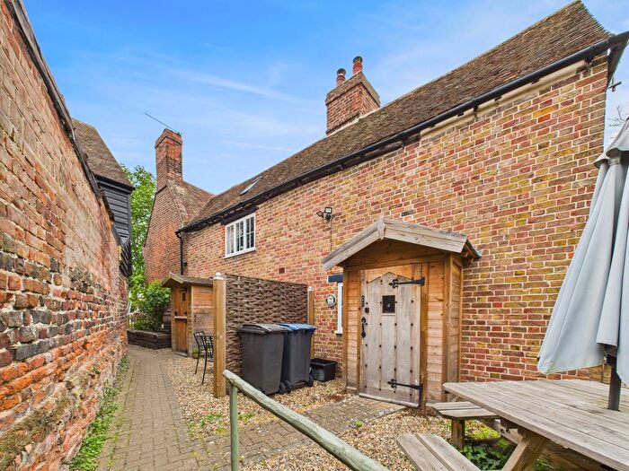 3 Bedroom Cottage To Rent In Wingham, CT3