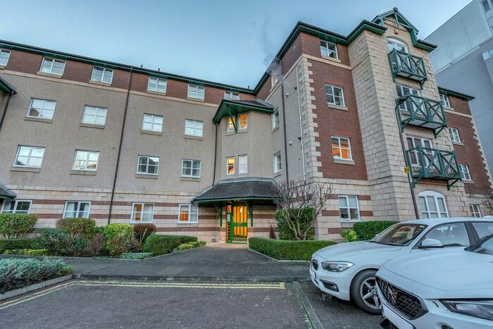 2 Bedroom Flat To Rent In Silvermills, Stockbridge, Edinburgh, EH3