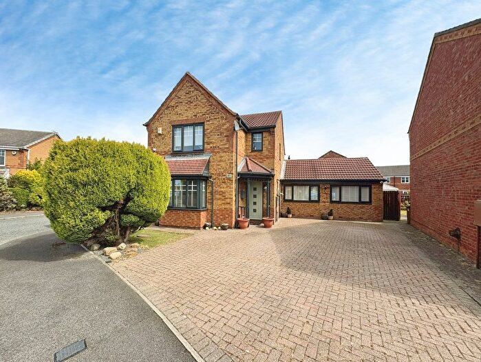 3 Bedroom Detached House For Sale In Bede Close, Newcastle Upon Tyne, NE12
