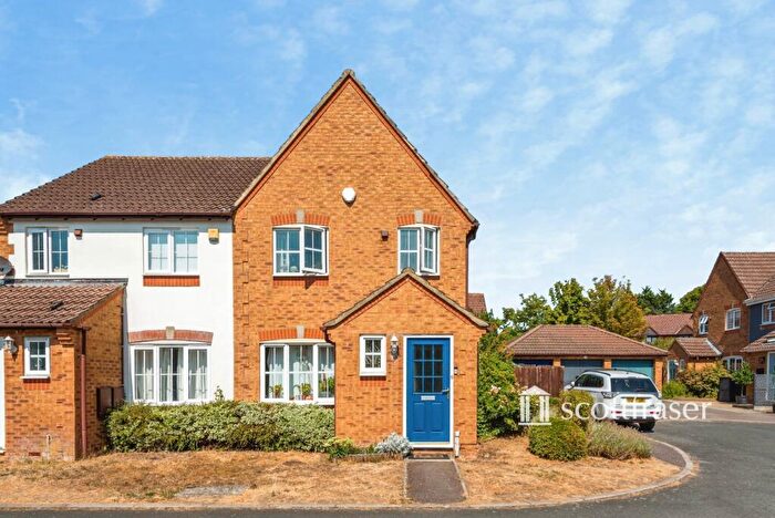 3 Bedroom House To Rent In Buckler Place, Sandford On Thames, OX4