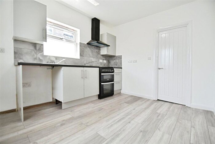 2 Bedroom Apartment To Rent In Station Road, Manor Park, London, E12