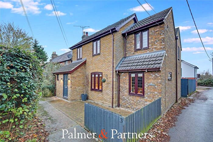 4 Bedroom Detached House For Sale In Brick House Lane, Boreham, Chelmsford, Essex, CM3