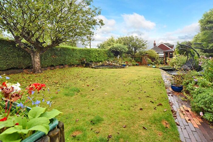2 Bedroom Detached Bungalow For Sale In Chapel Way, Epsom, KT18
