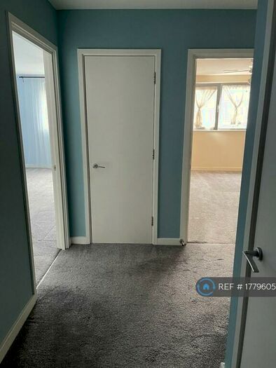 1 Bedroom Flat To Rent In Meridia Court, London, E15
