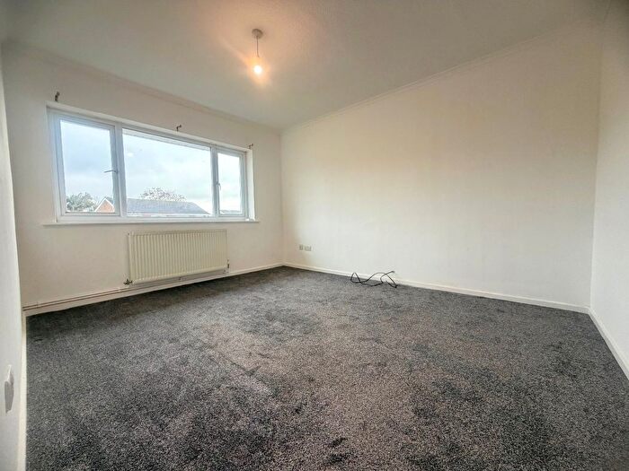 2 Bedroom Flat To Rent In Columbia Way, Blackburn, BB2