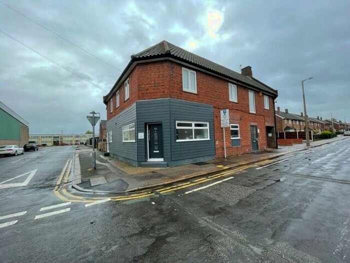 1 Bedroom Property To Rent In Armada House, Montreal Road, Tilbury, RM18