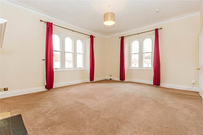 3 Bedroom Apartment To Rent In Warwick Road, Redland, Bristol, BS6