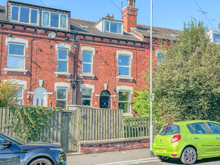 2 Bedroom Terraced House To Rent In Haddon Road, Leeds, LS4