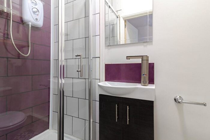 1 Bedroom Flat To Rent In Ripon Street, LN5