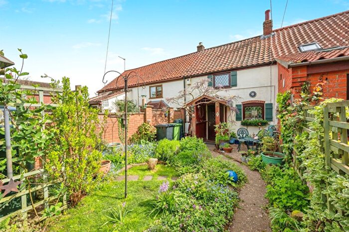 2 Bedroom Cottage For Sale In Thrigby Road, Filby, Great Yarmouth, NR29