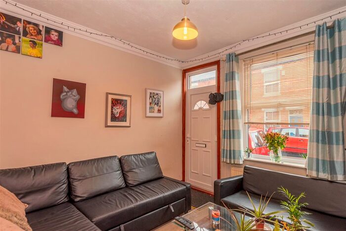 2 Bedroom Terraced House To Rent In Queen Victoria Street, York, YO23