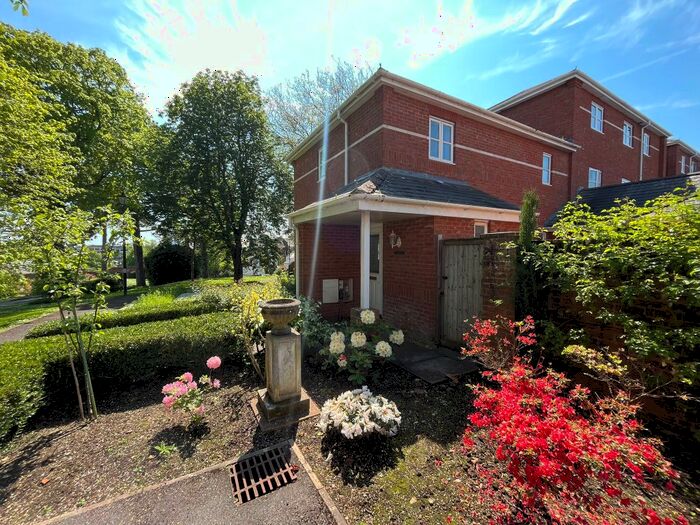 3 Bedroom End Of Terrace House To Rent In Addington Court, Horseguards, Exeter, EX4