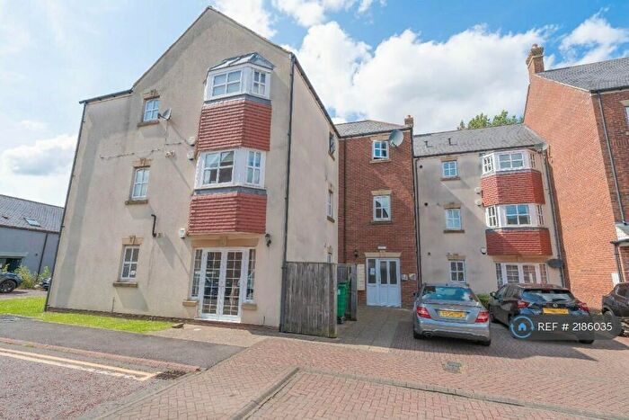 2 Bedroom Flat To Rent In Taylor Court, Carrville, Durham, DH1