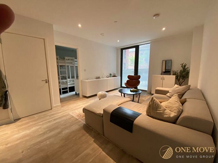 2 Bedroom Flat For Sale In Queen Street, Queen Street, M3