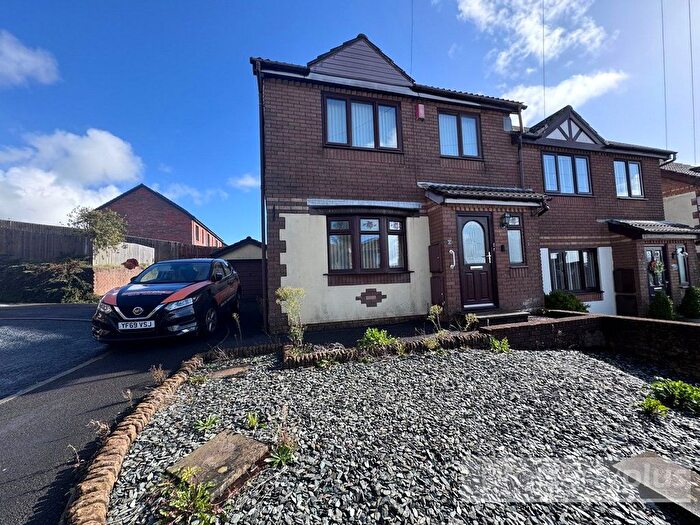 3 Bedroom Semi Detached House For Sale In Hafod Wen, Tonyrefail, Rhondda Cynon Taff, CF39
