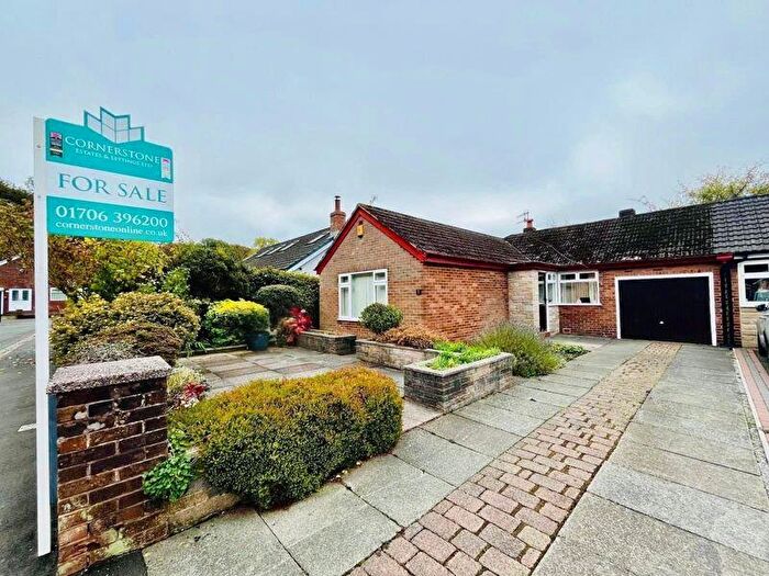 2 Bedroom Semi-Detached Bungalow For Sale In Cliff Hill Road, Shaw, OL2