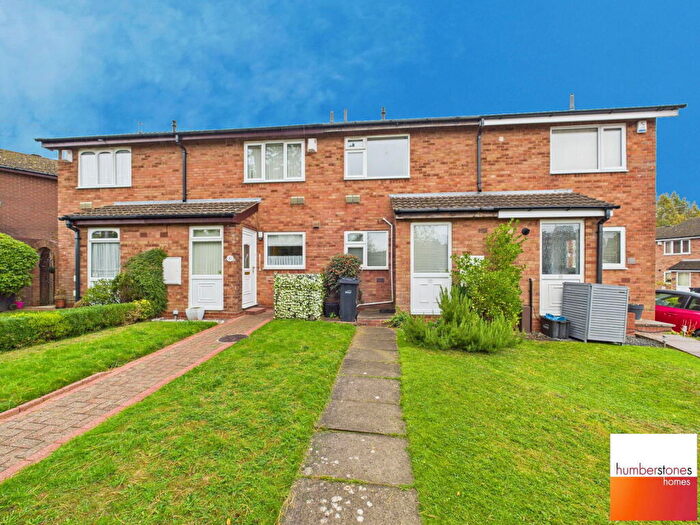 2 Bedroom Terraced House For Sale In Hoosen Close, Halesowen, B62