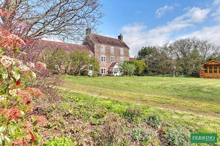 5 Bedroom Property For Sale In With Bed Annex, Elton Lane, Elton, Newnham, Gloucestershire., GL14