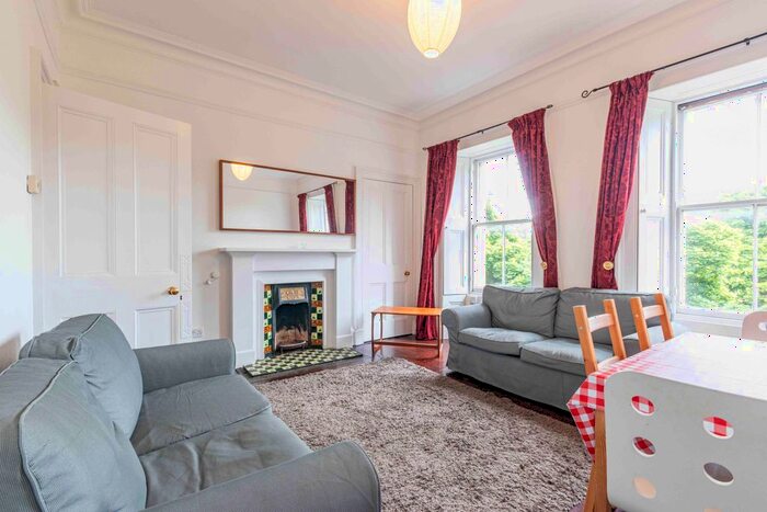 2 Bedroom Flat To Rent In Gladstone Terrace, Edinburgh, EH9