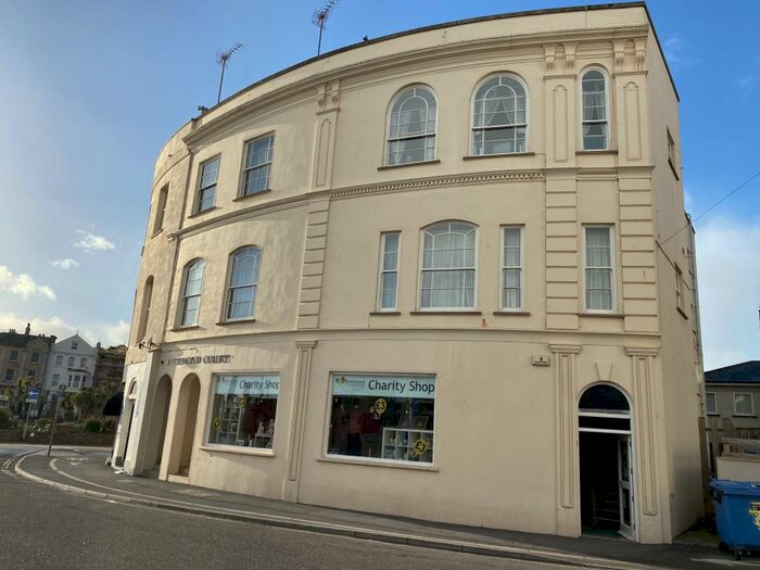 2 Bedroom Flat To Rent In Dawlish - Zero Deposit Option Available, EX7