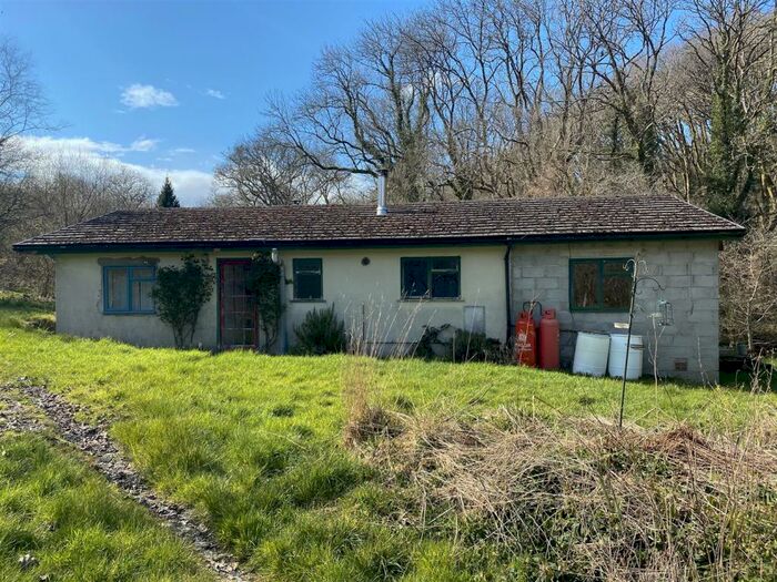 3 Bedroom Smallholding For Sale In Felinfach, Lampeter, SA48